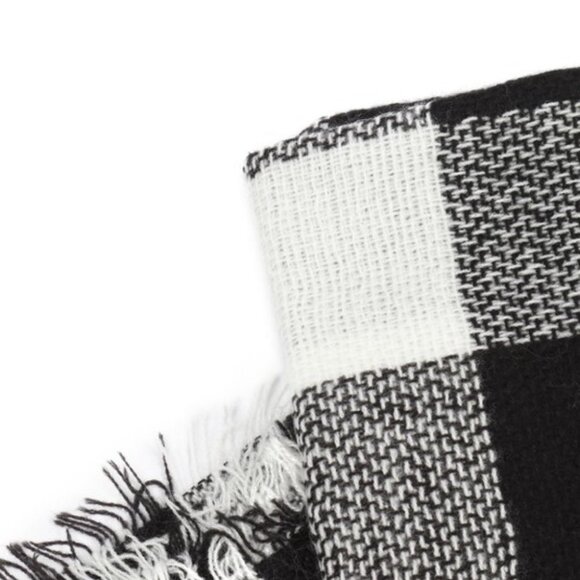 Checker Print Black and White Blanket Scarf - Picture 8 of 11